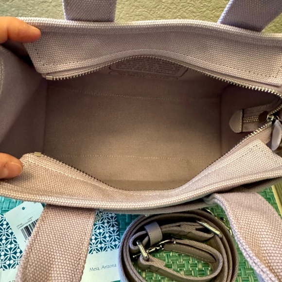 COPY - Coach CP164 Cargo Tote 26 in Soft Purple - Picture 3 of 5